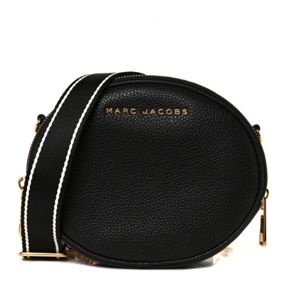 Marc Jacobs Handbags - NEW MARC JACOBS CROSSBODY